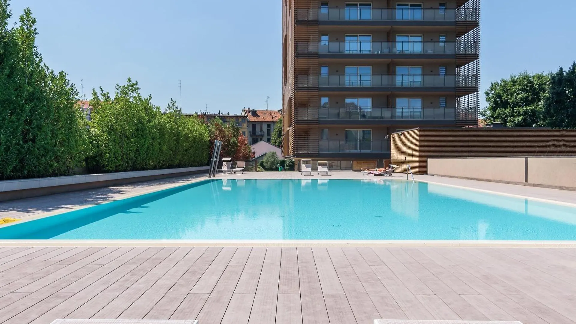 Luxury Flat With Pool Gym Spa Parking - Unit9B Apartment Milan